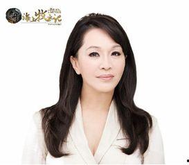 黄薇造型爆料视频大全,时尚穿搭全解析  第2张